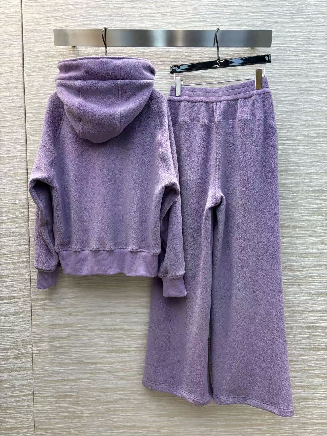 M0NECLER パープル フード付き カジュアルスーツ【50％割引+送料無料】