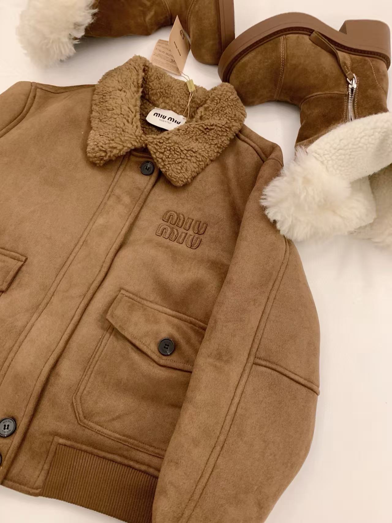 M1UM1U ディアスキン ラムズウール コート【50％割引+送料無料】