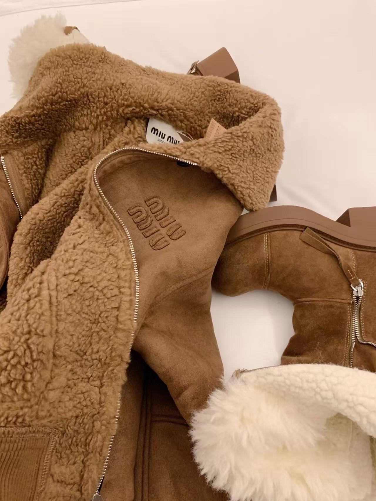 M1UM1U ディアスキン ラムズウール コート【50％割引+送料無料】