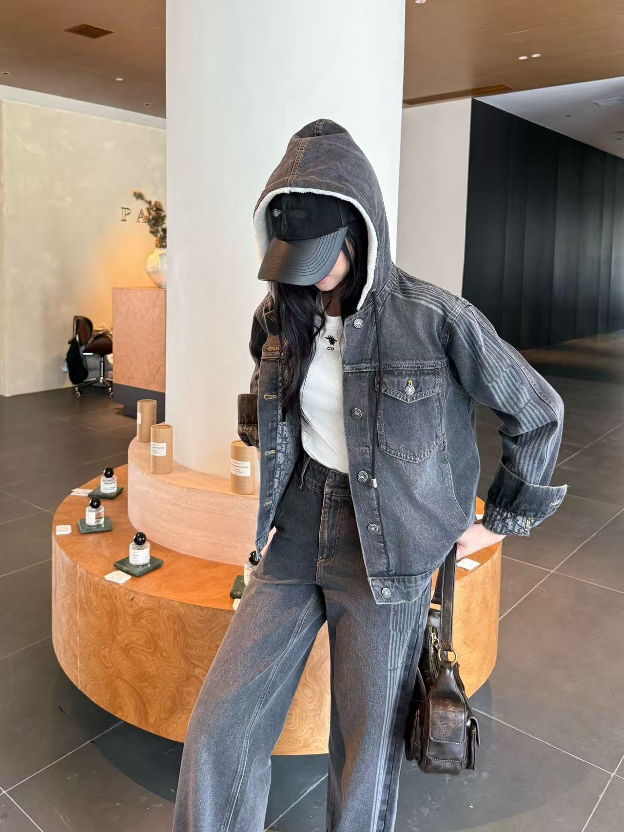 DIOR フード付きデニムジャケット + パンツ ツーピースセット【50％割引+送料無料】