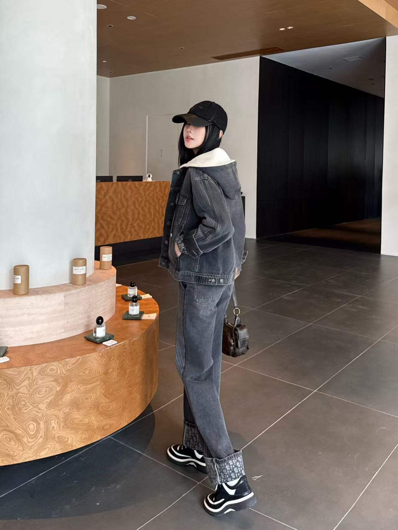 DIOR フード付きデニムジャケット + パンツ ツーピースセット【50％割引+送料無料】