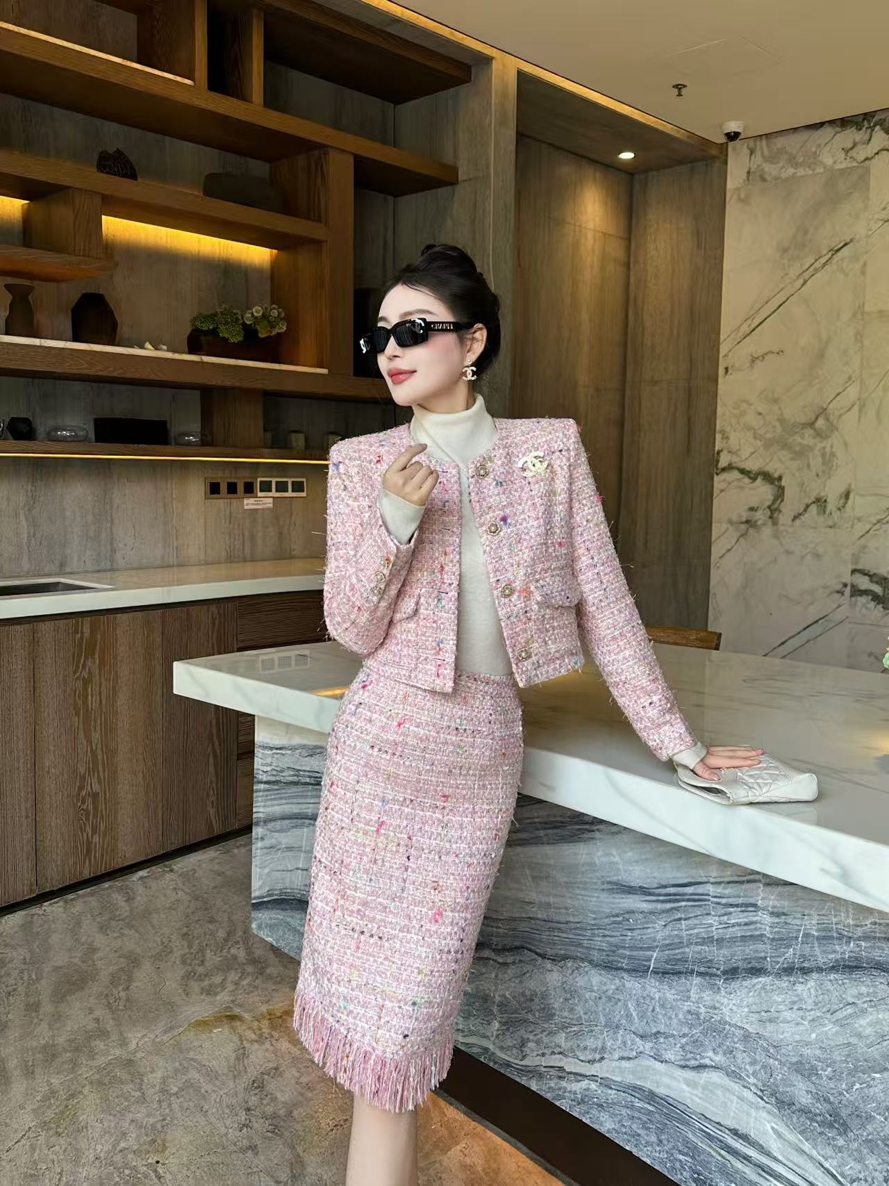 CHANE1 高品質ダブルCジャケット+スカート ツーピースセット【50％割引+送料無料】