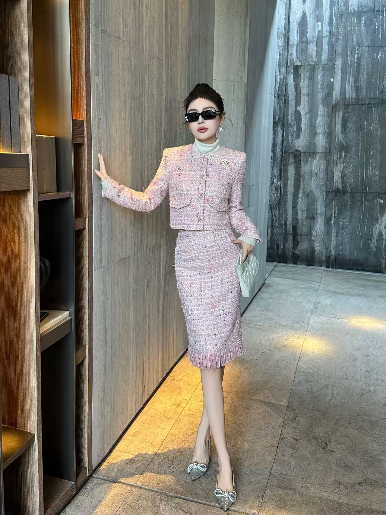 CHANE1 高品質ダブルCジャケット+スカート ツーピースセット【50％割引+送料無料】