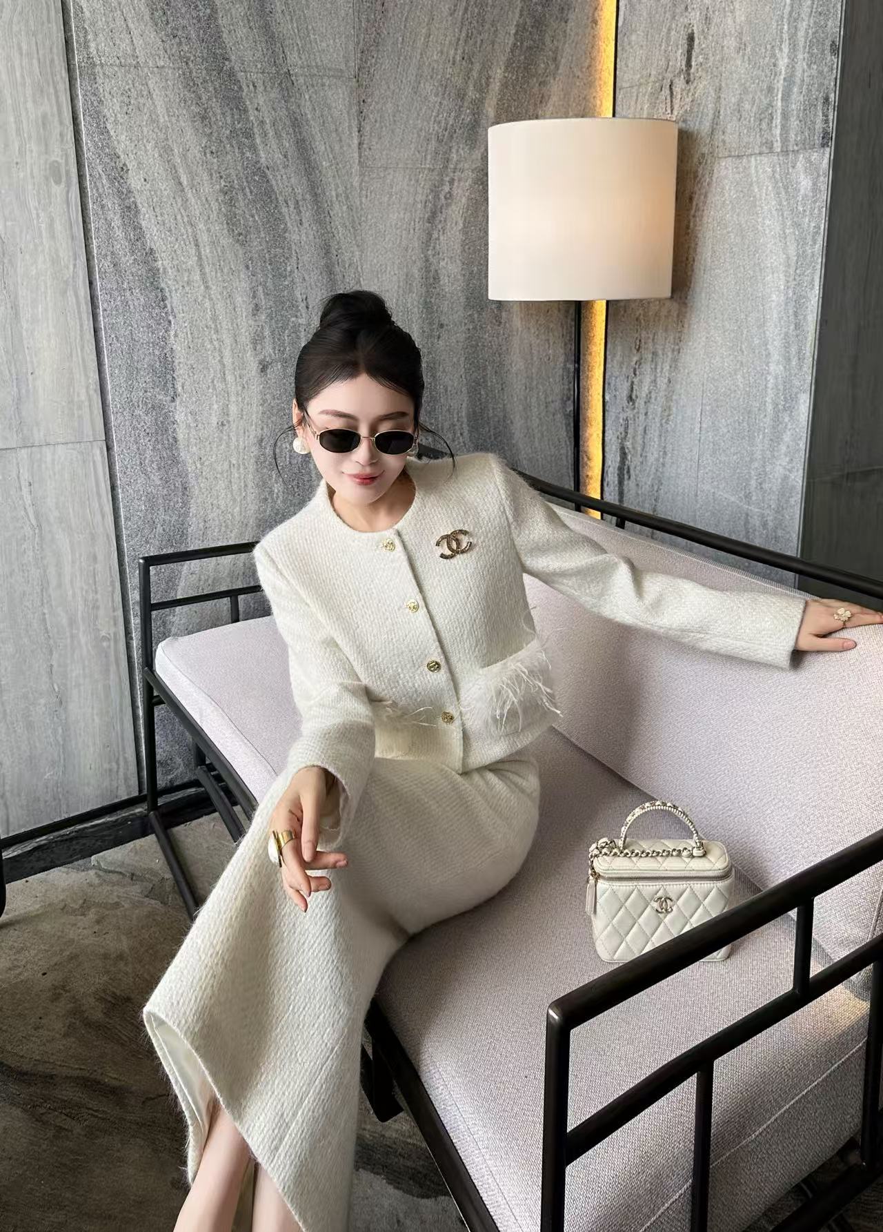 CHANE1 上質シンプルジャケット+スカート2点セット【50％割引+送料無料】