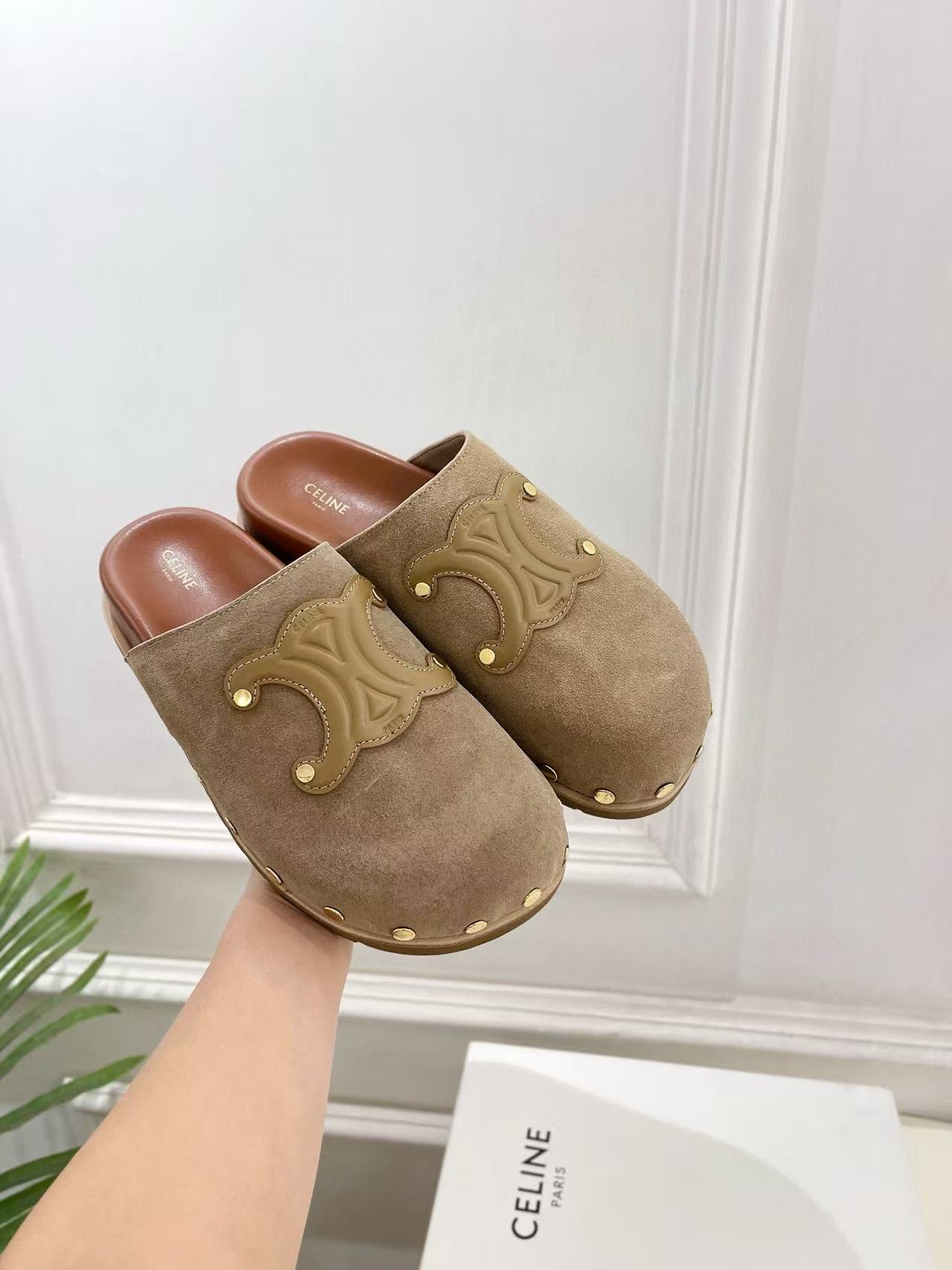 CEL1NE 高品質 凱旋門 厚底スリッパ【50%割引+送料無料】