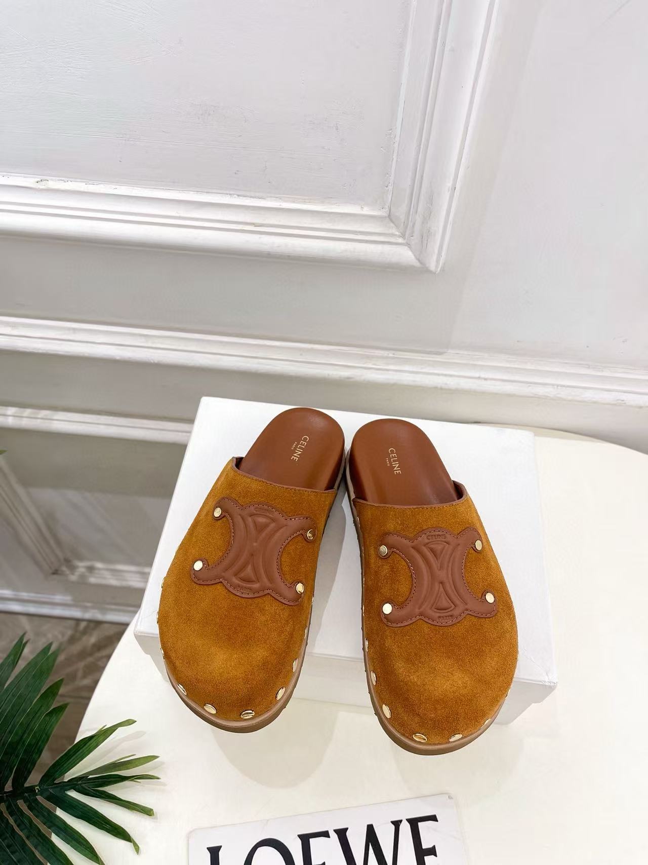 CEL1NE 高品質 凱旋門 厚底スリッパ【50%割引+送料無料】