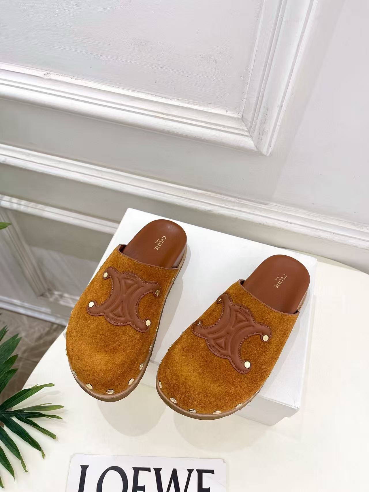 CEL1NE 高品質 凱旋門 厚底スリッパ【50%割引+送料無料】