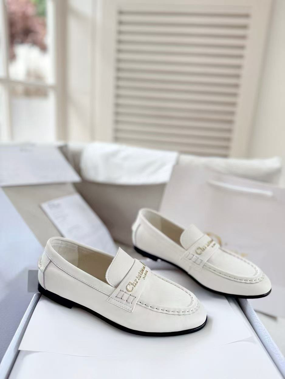 DIORの高品質レターローファー【50％割引+送料無料】