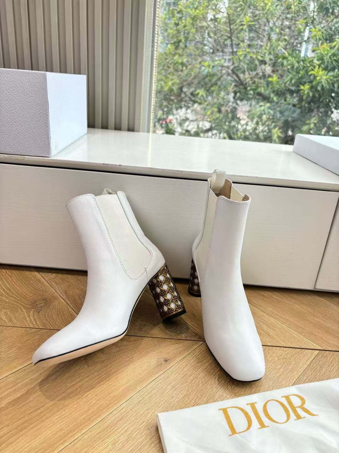 DIOR 高品質牛革ハイヒールアンクルブーツ【50%割引+送料無料】