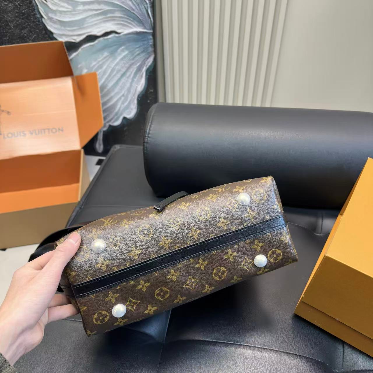 LVウールアンダーアームバッグ【50%割引+送料無料】