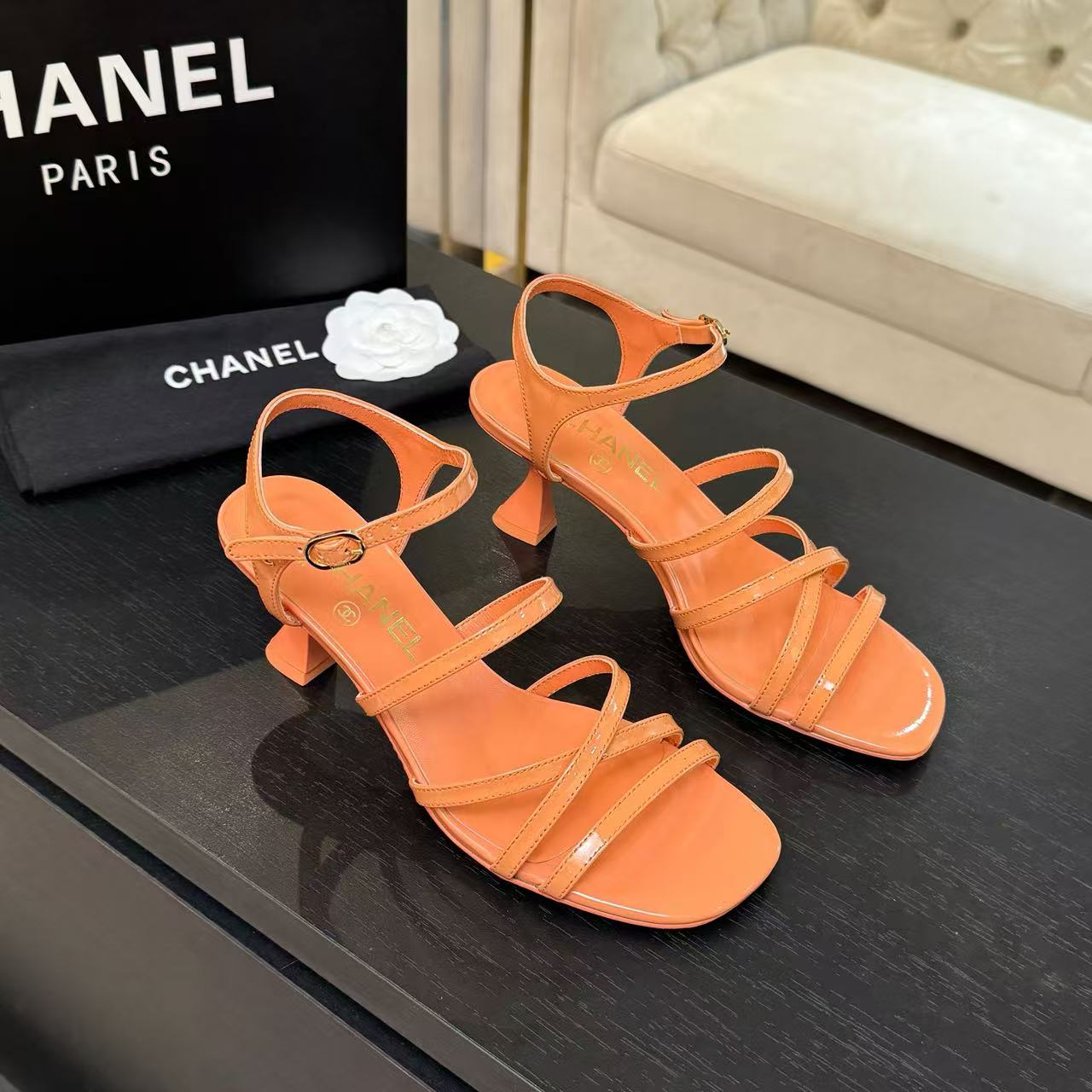 CHANE1 高品質ダブルCハイヒールサンダル【50％割引+送料無料】