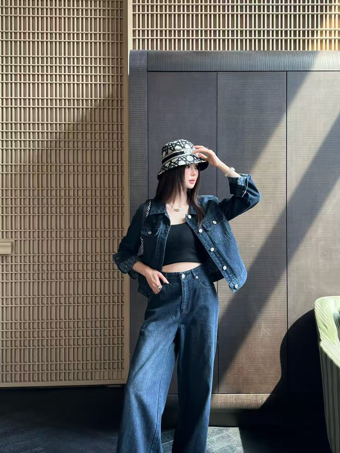 DI0Rデニムジャケットとパンツのツーピースセット【50％割引+送料無料】