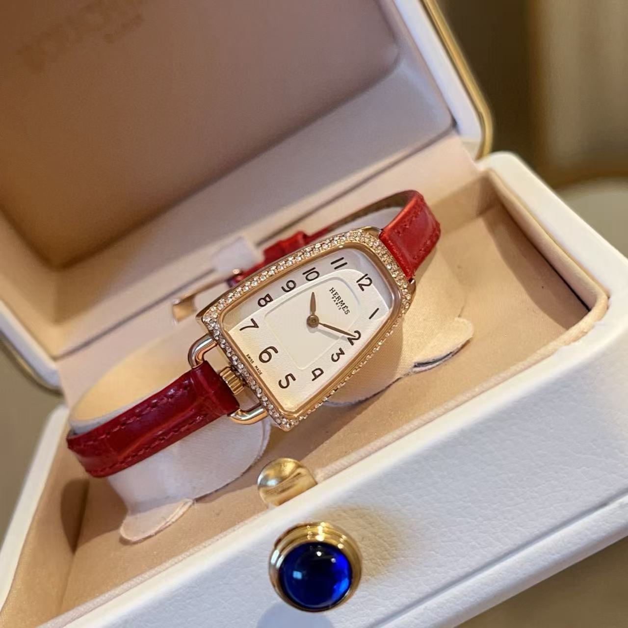 HERME5 ダイヤモンドセット レザーストラップ レディースウォッチ【50％割引+送料無料】
