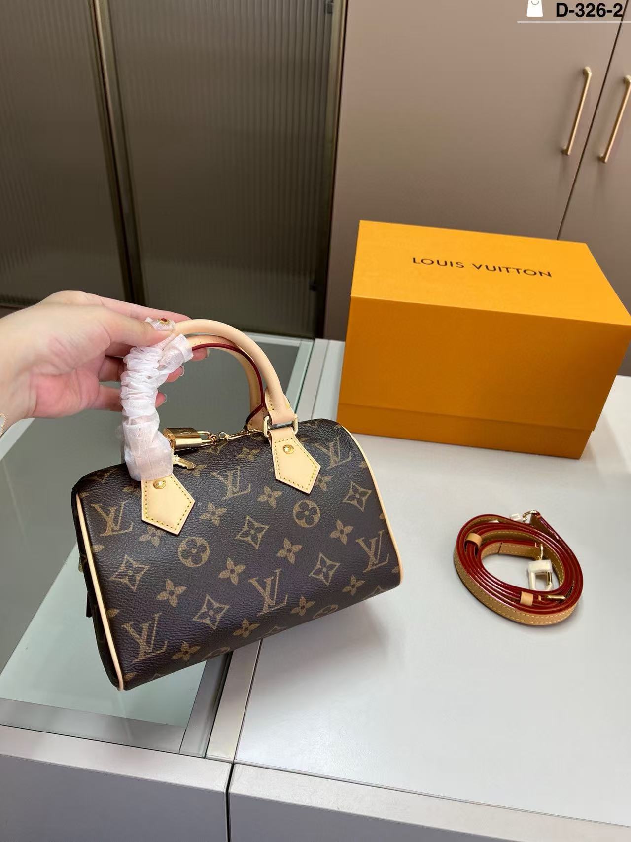 LVの高品質プリントハンドバッグ【50％割引+送料無料】