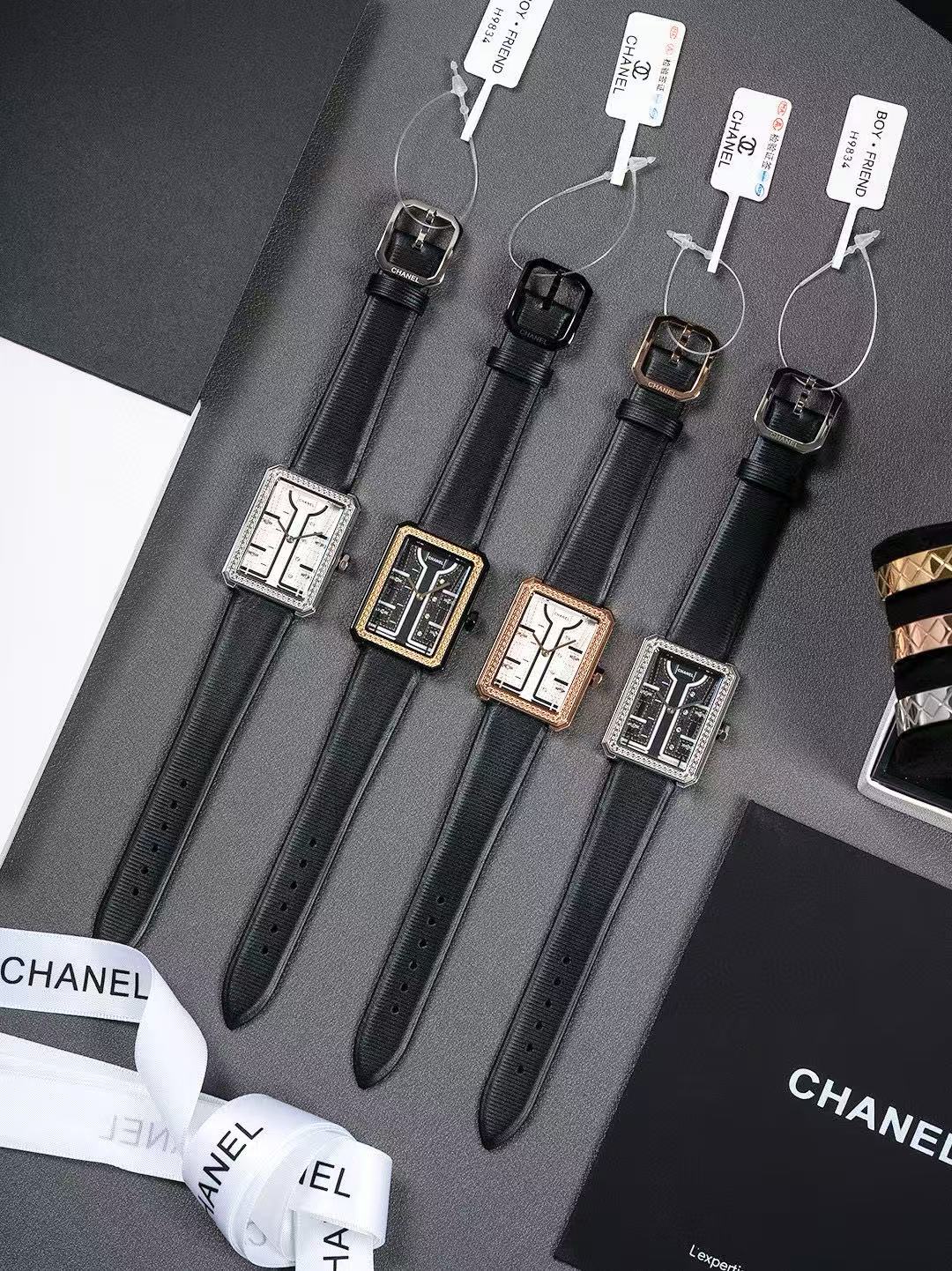 CHANE1 ダイヤモンドセット スクエア レザーウォッチ【50％割引+送料無料】
