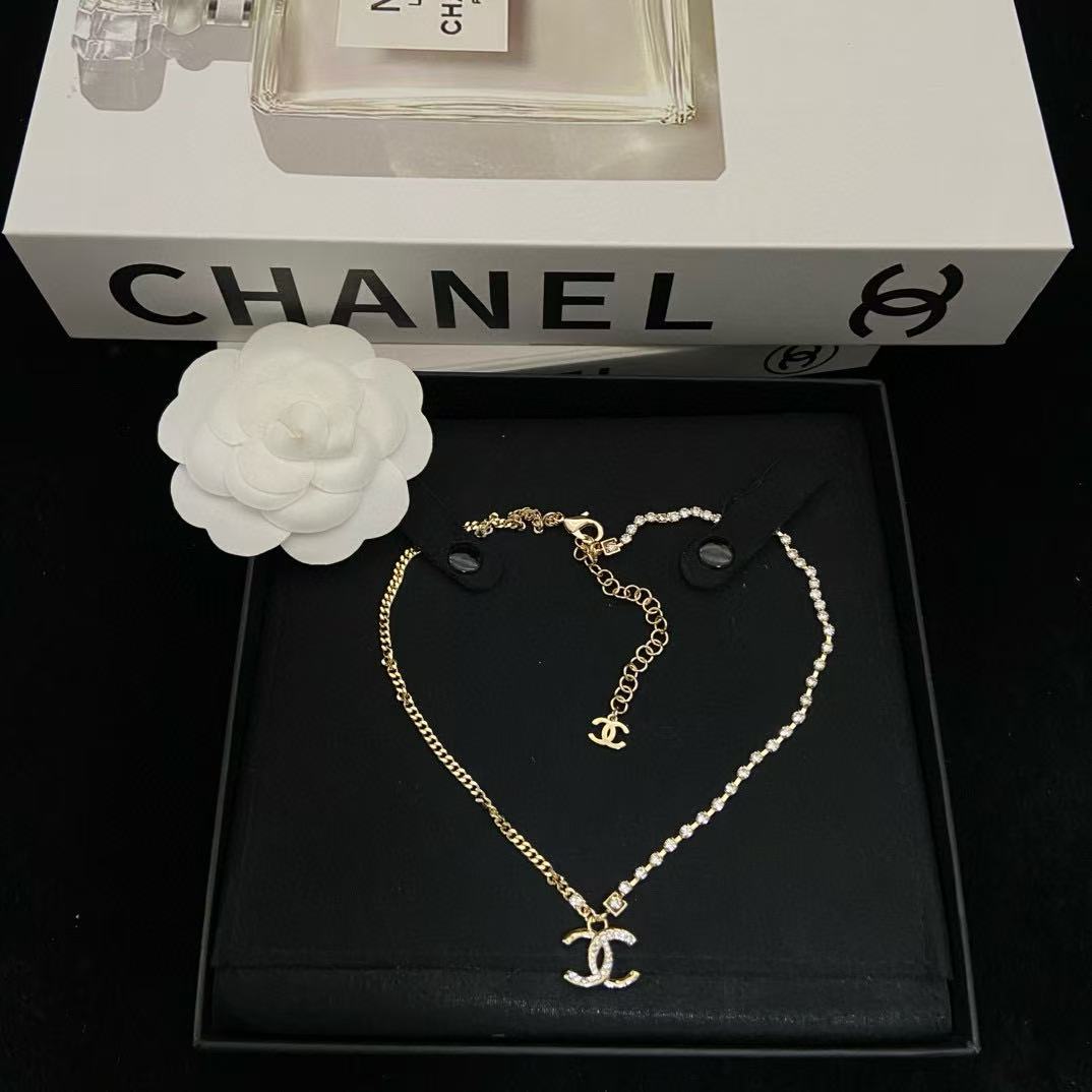 CHANE1 チェーンパッチワーク ラインストーン ダブルC ネックレス【50％割引+送料無料】
