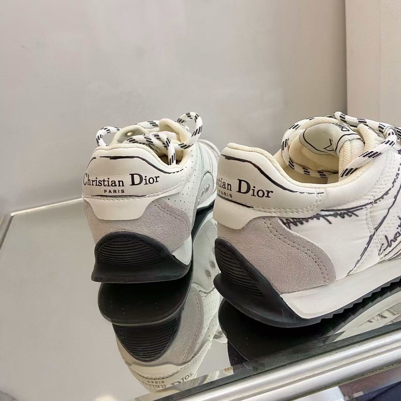 DIORのカラーブロックレースアップカジュアルシューズ【50%割引+送料無料】