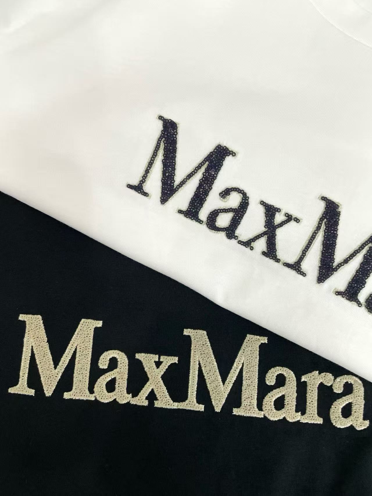 MaxMaraスパンコール刺繍レターTシャツ【50％割引+送料無料】