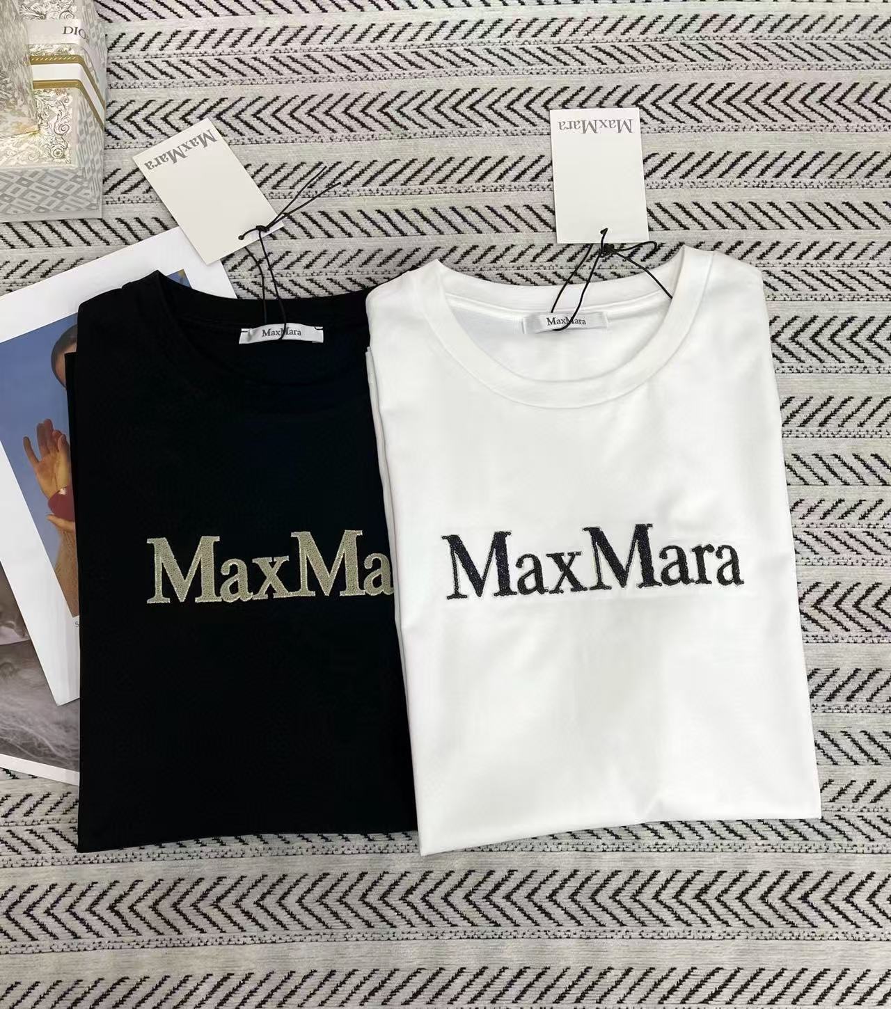 MaxMaraスパンコール刺繍レターTシャツ【50％割引+送料無料】