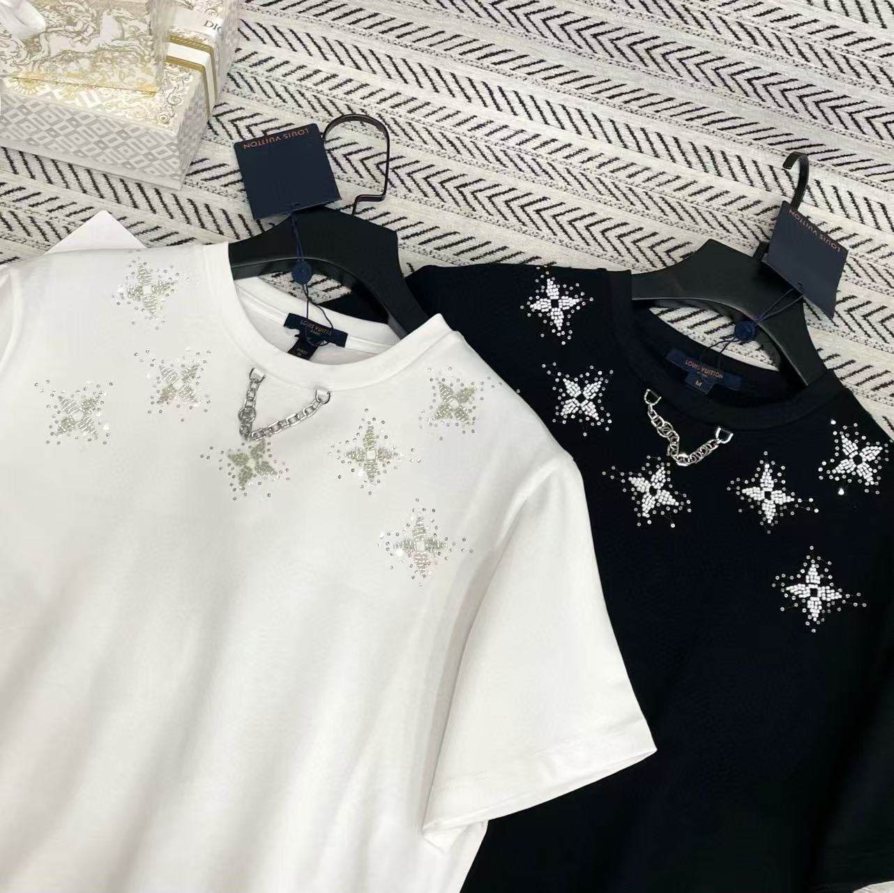 LV五芒星刺繍スパンコールTシャツ【50％割引+送料無料】