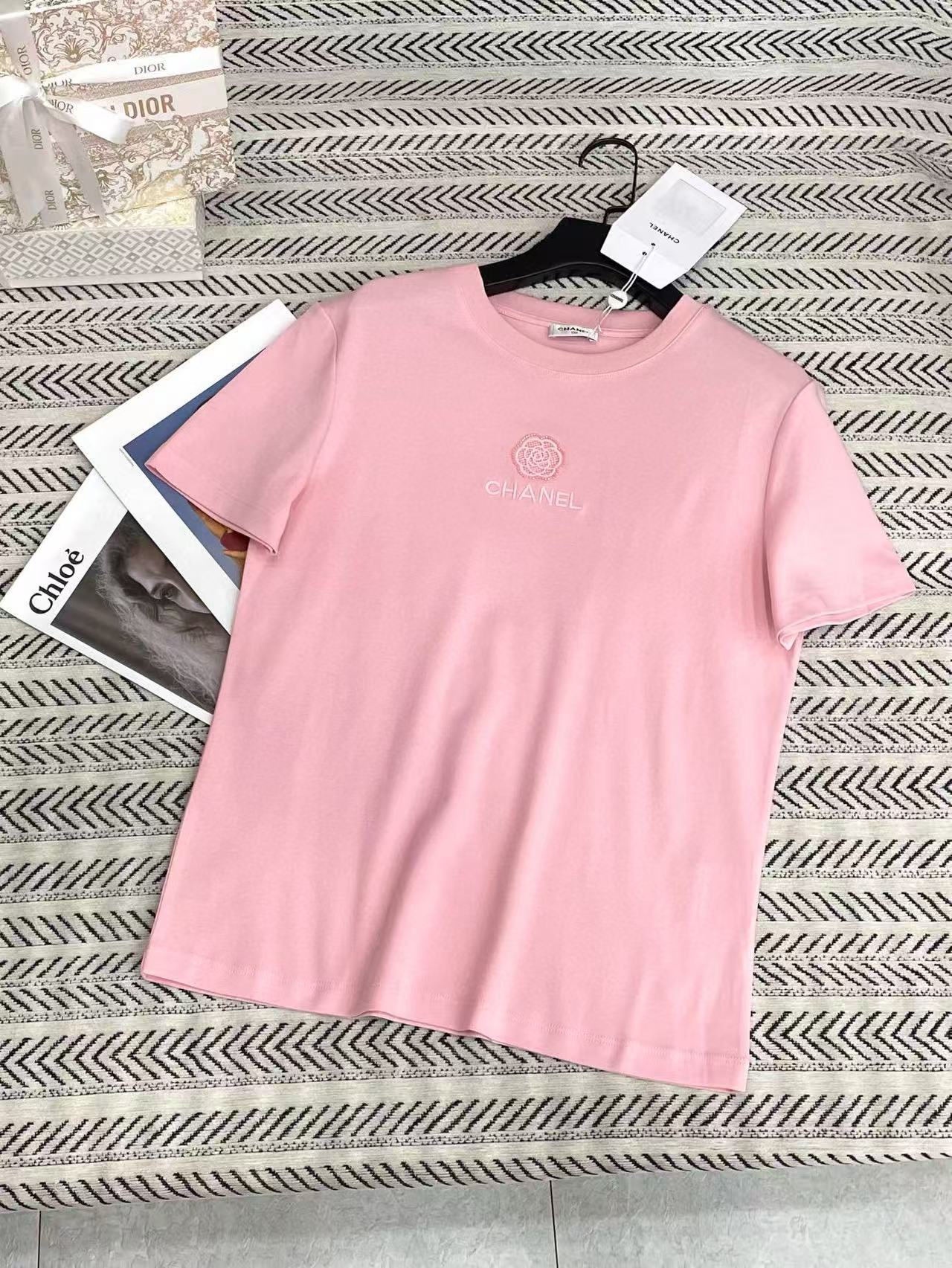 CHANE1 刺繍カメリアレターTシャツ【50％割引+送料無料】
