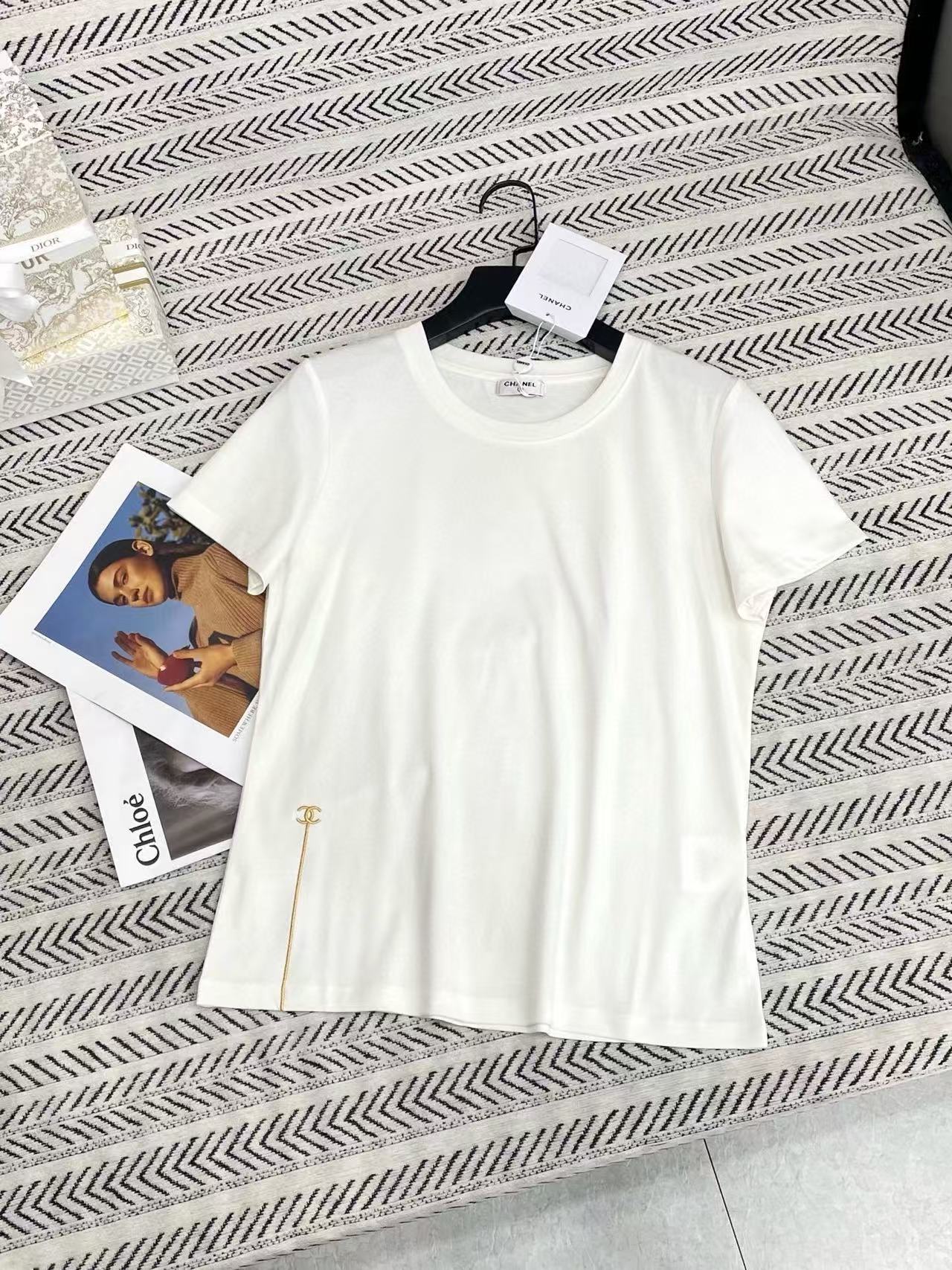 CHANE1 シンプル刺繍ロゴTシャツ【50%割引+送料無料】