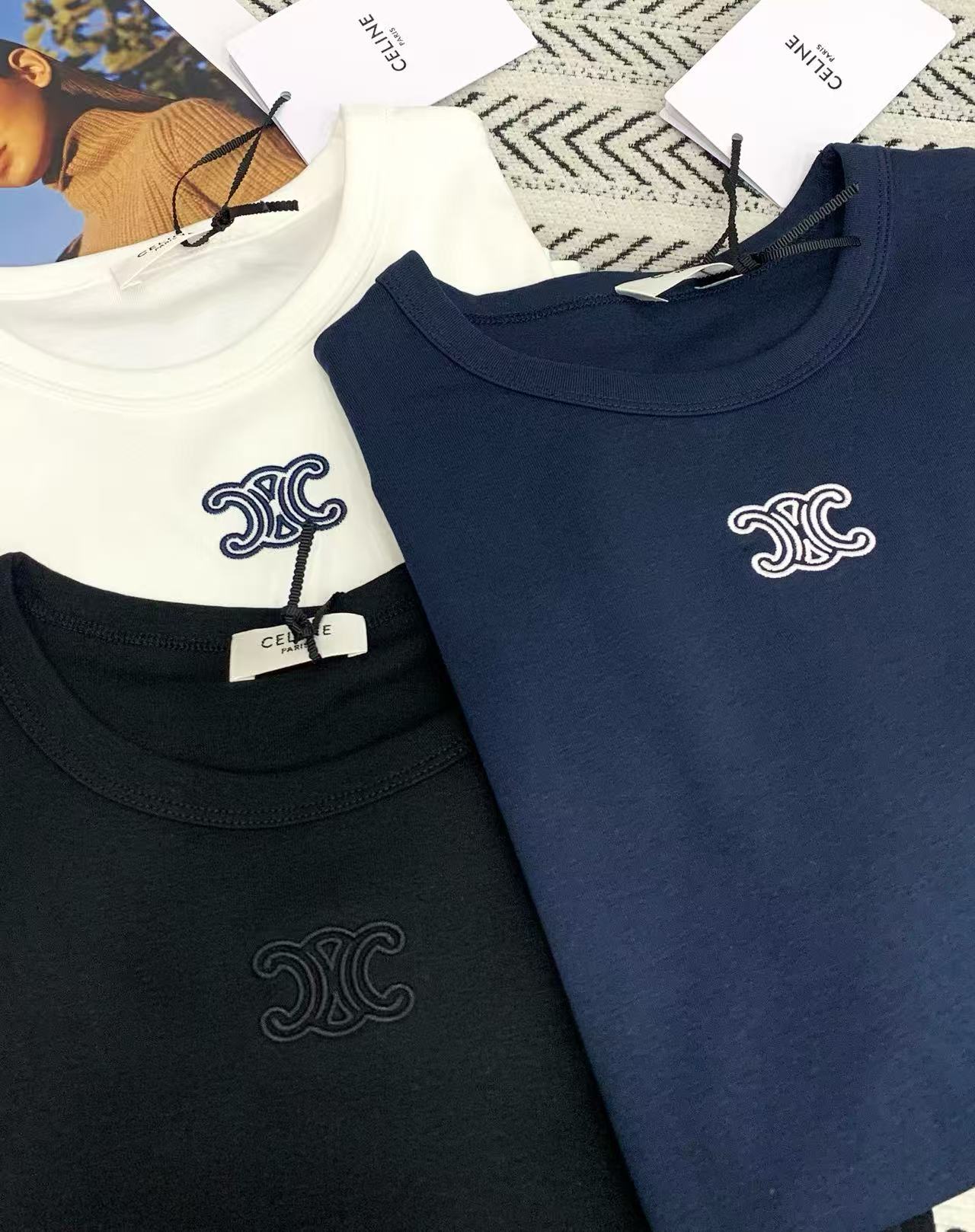 CEL1NE シンプル刺繍ロゴTシャツ【50％割引+送料無料】