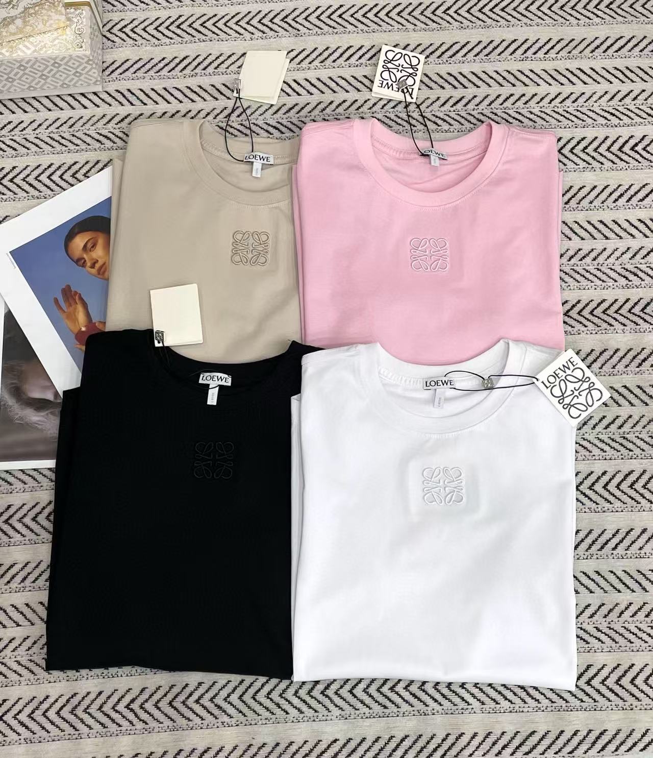 L0WEW 刺繍ロゴ Tシャツ【50％割引+送料無料】