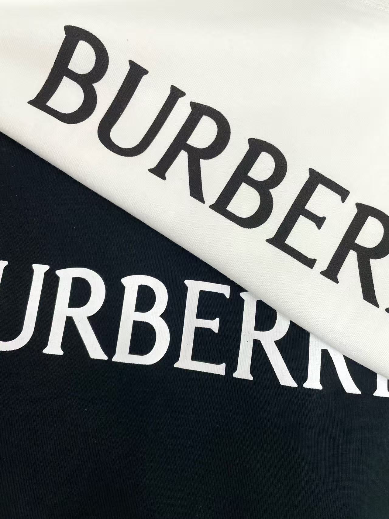 BUR8ERRY シンプルレターTシャツ【50%割引+送料無料】