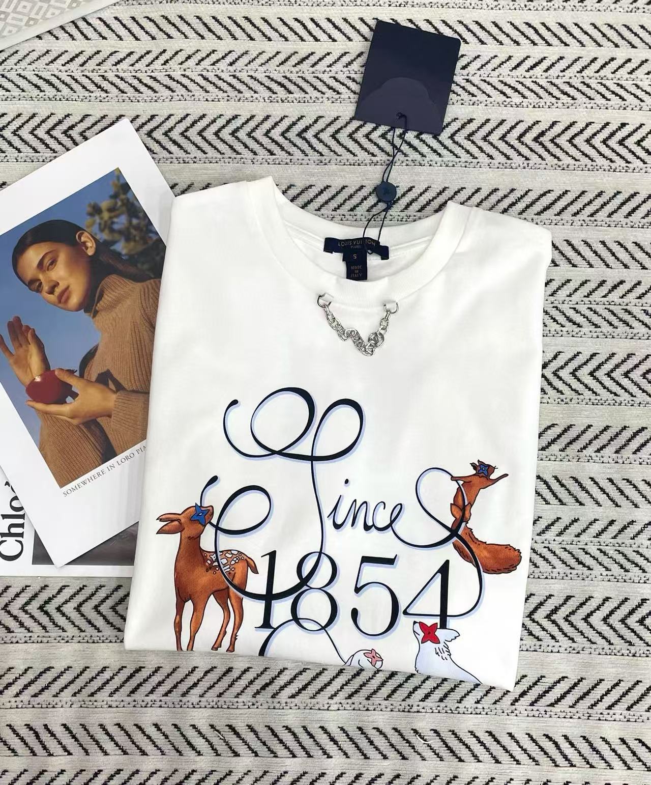 LVレター漫画鹿Tシャツ【50％割引+送料無料】
