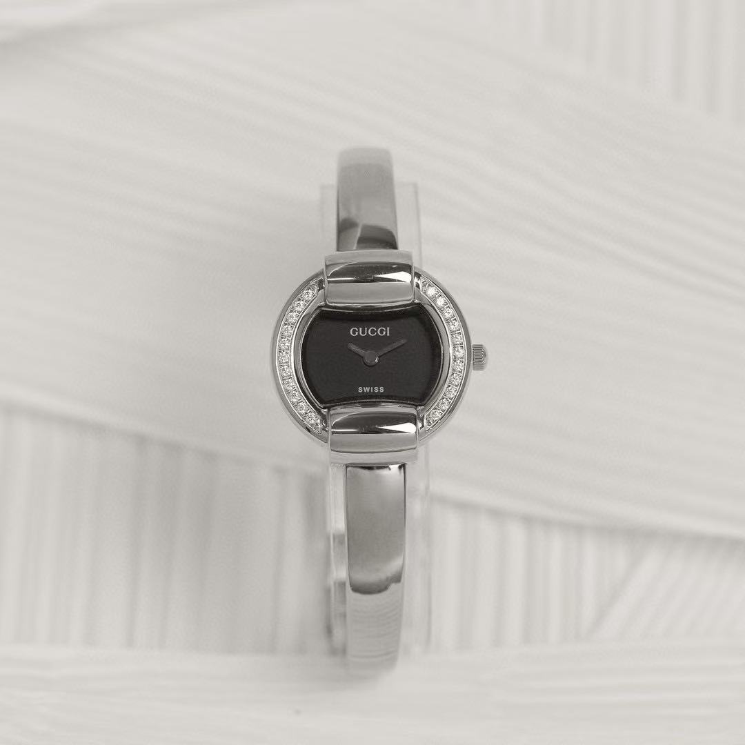 GUCC1 ダイヤモンドブレスレットウォッチ【50％割引+送料無料】