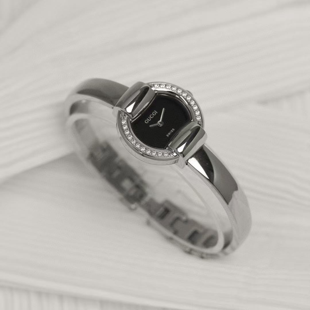 GUCC1 ダイヤモンドブレスレットウォッチ【50%割引+送料無料】