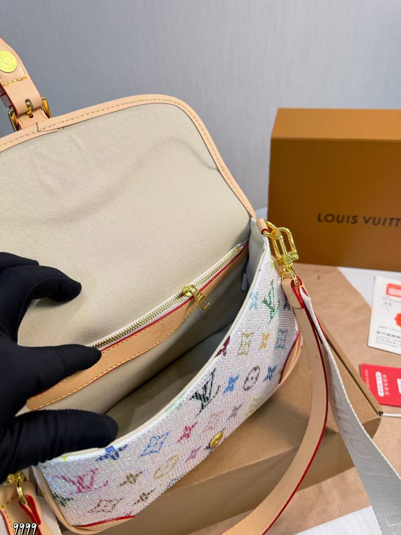 LVバゲットショルダーバッグ【50％割引+送料無料】