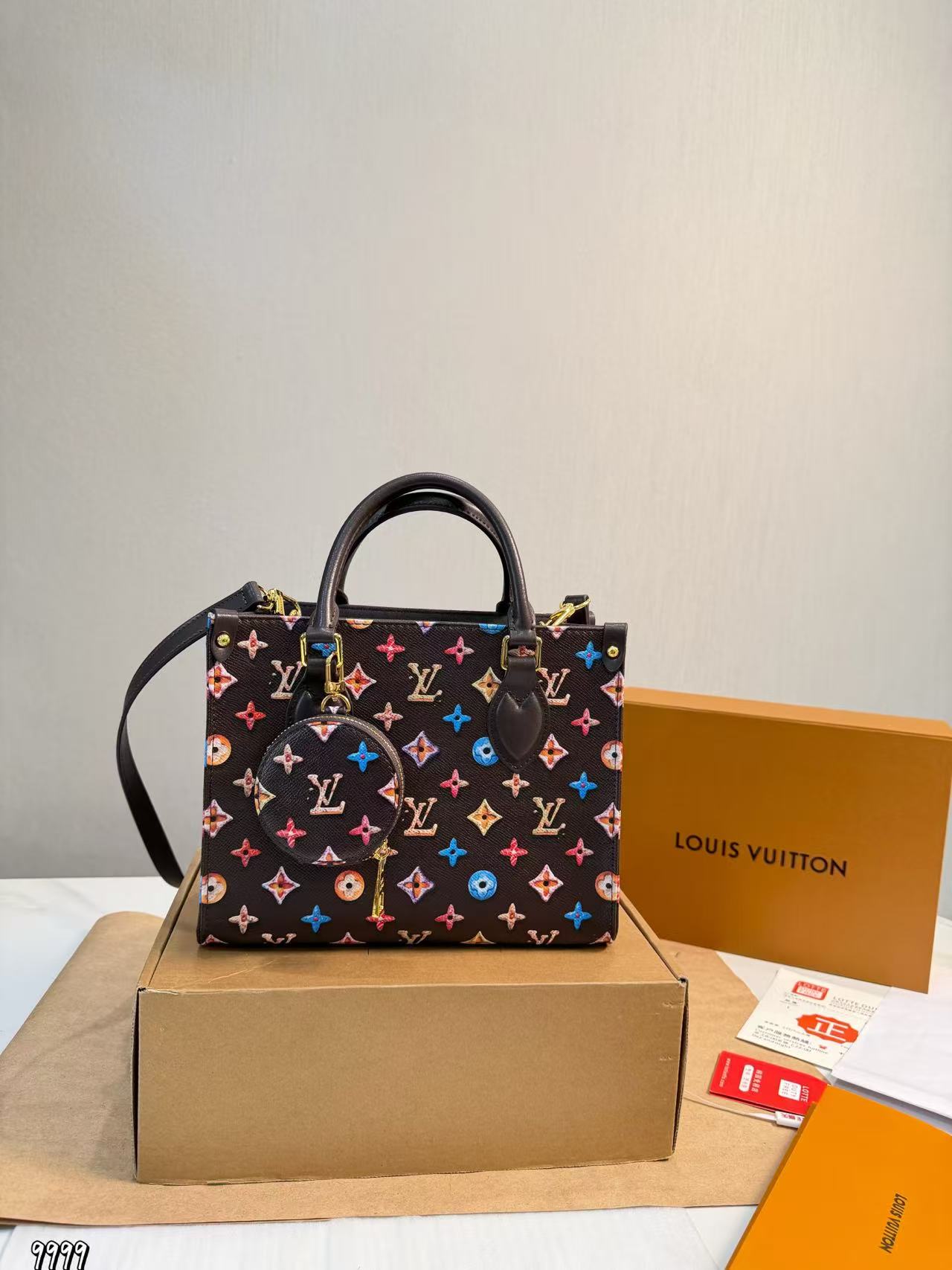 LV Onthegoハンドバッグ【50％割引+送料無料】