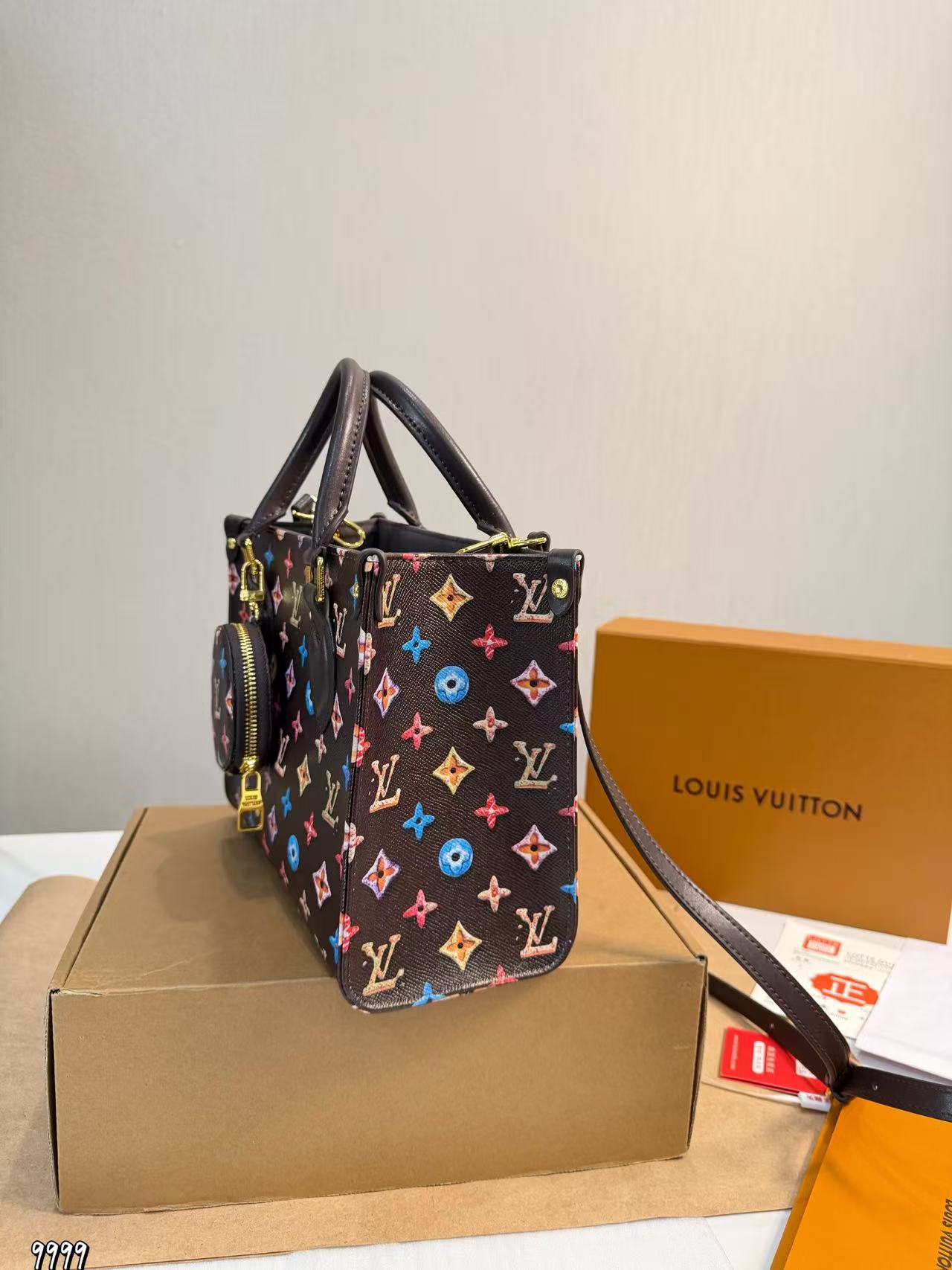 LV Onthegoハンドバッグ【50%割引+送料無料】