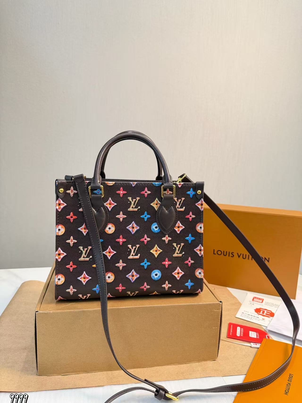 LV Onthegoハンドバッグ【50%割引+送料無料】