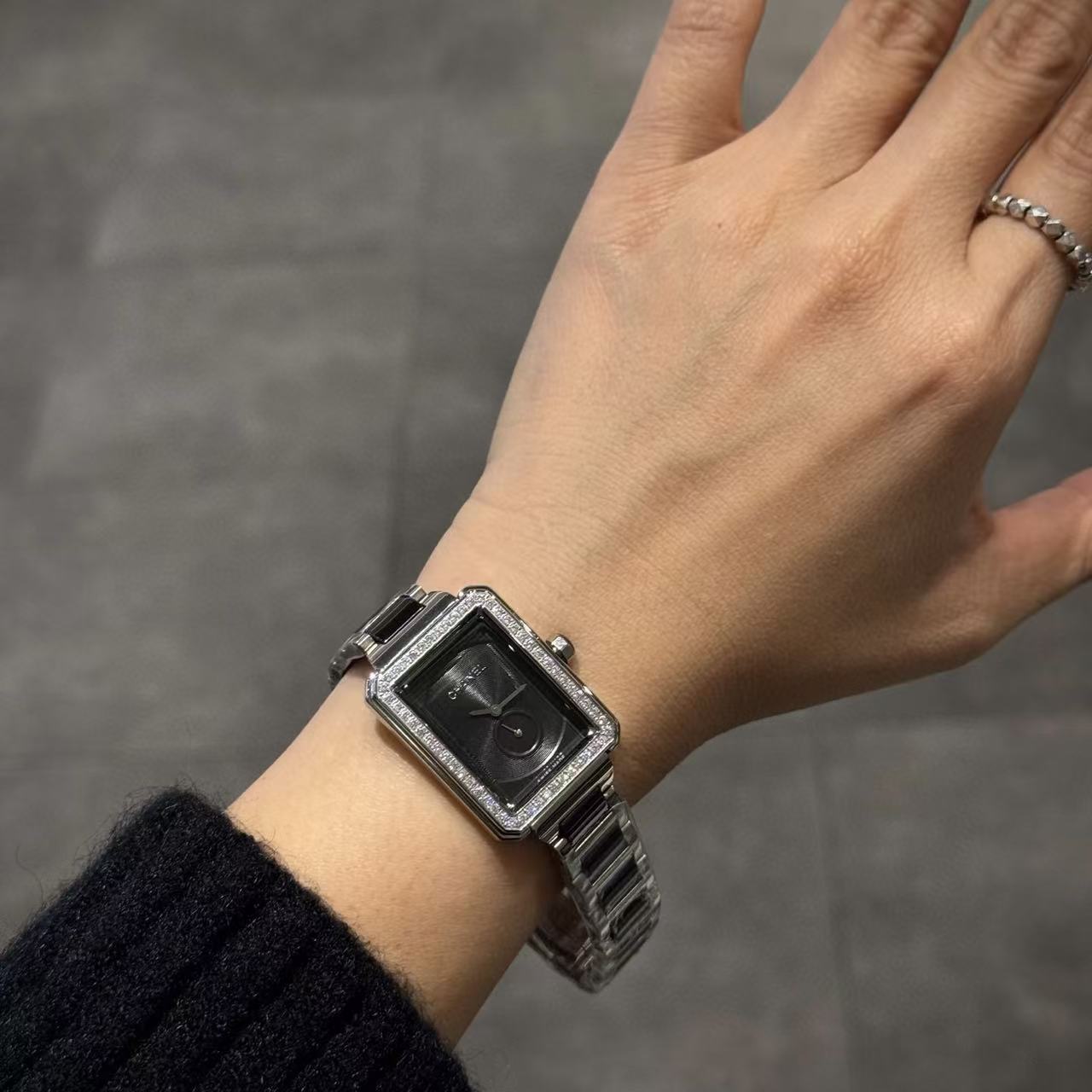 CHANE1 ダイヤモンドセット スクエア レディースウォッチ【50％割引+送料無料】