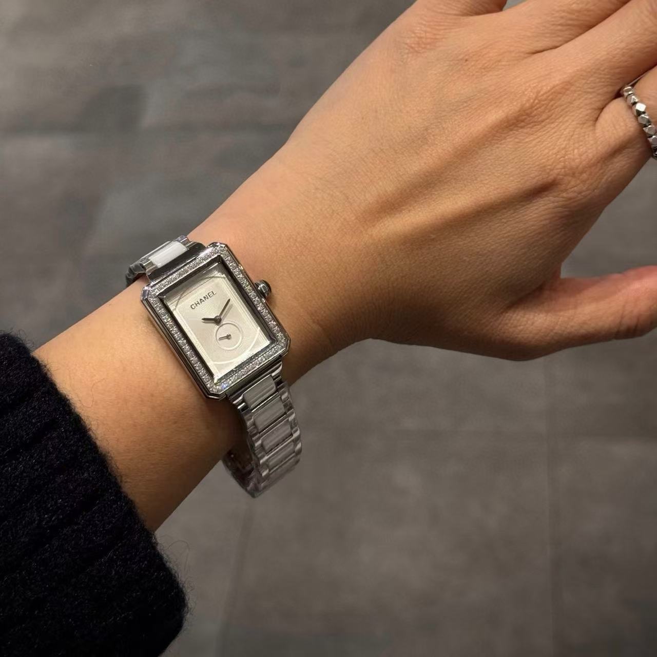 CHANE1 ダイヤモンドセット スクエア レディースウォッチ【50％割引+送料無料】