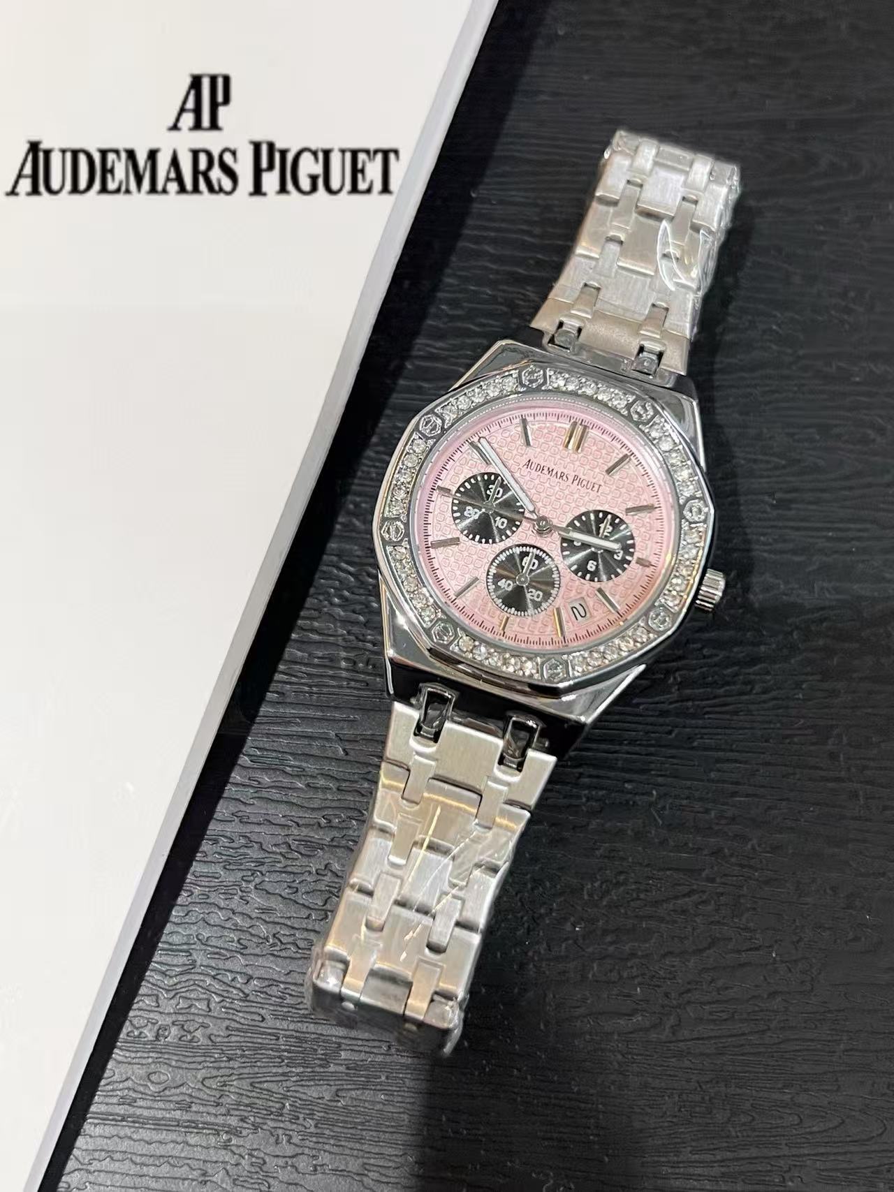 Audemarsp1gueダイヤモンドをあしらったスチールストラップのレディース腕時計【50％割引+送料無料】