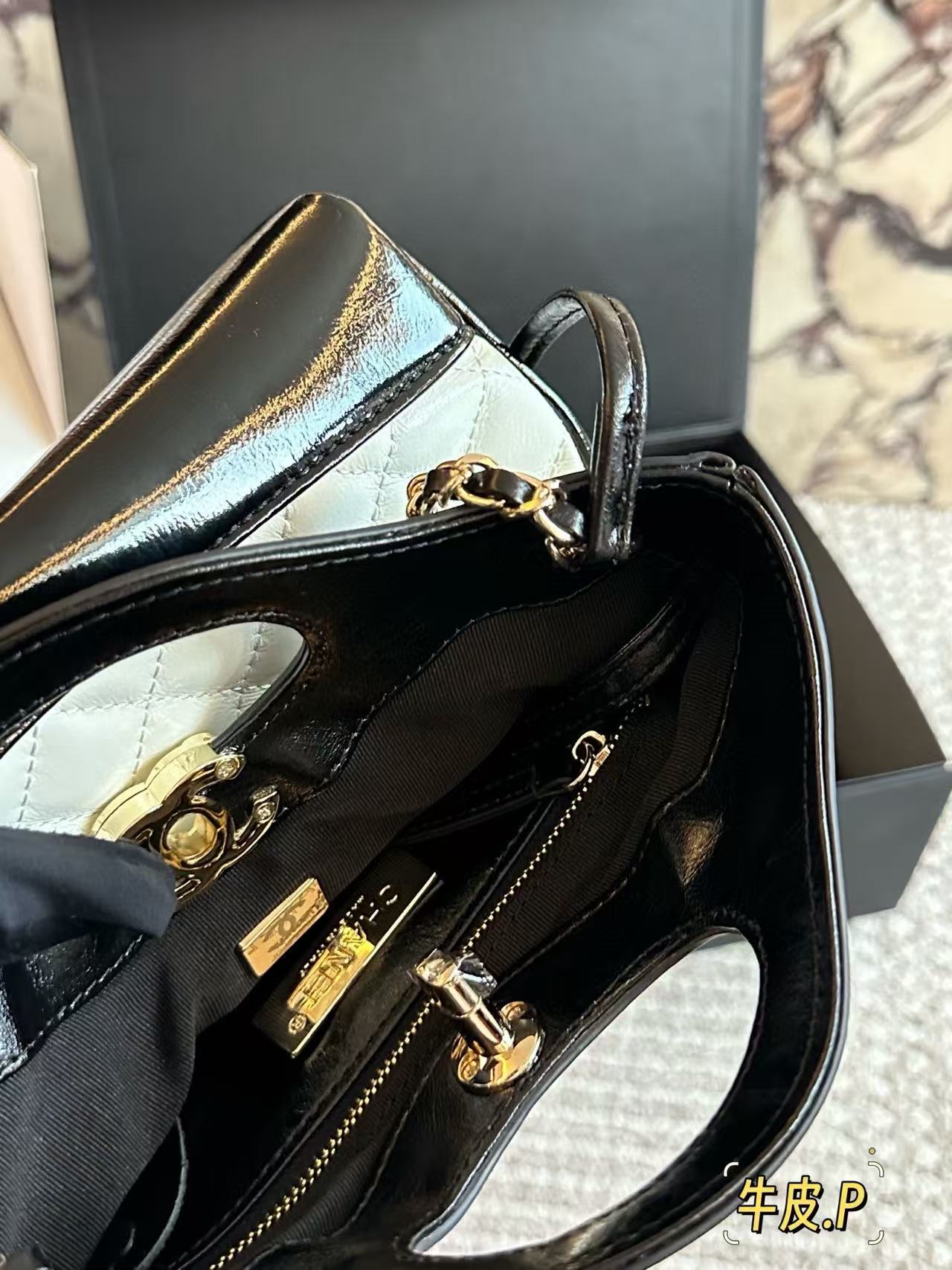 CHANE1 チェーンレザーハンドバッグ【50％割引+送料無料】