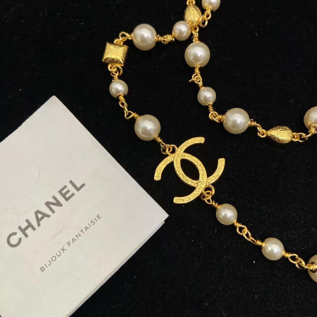 CHANE1 カラーダイヤモンド ダブルC パール セーターネックレス【50%割引+送料無料】