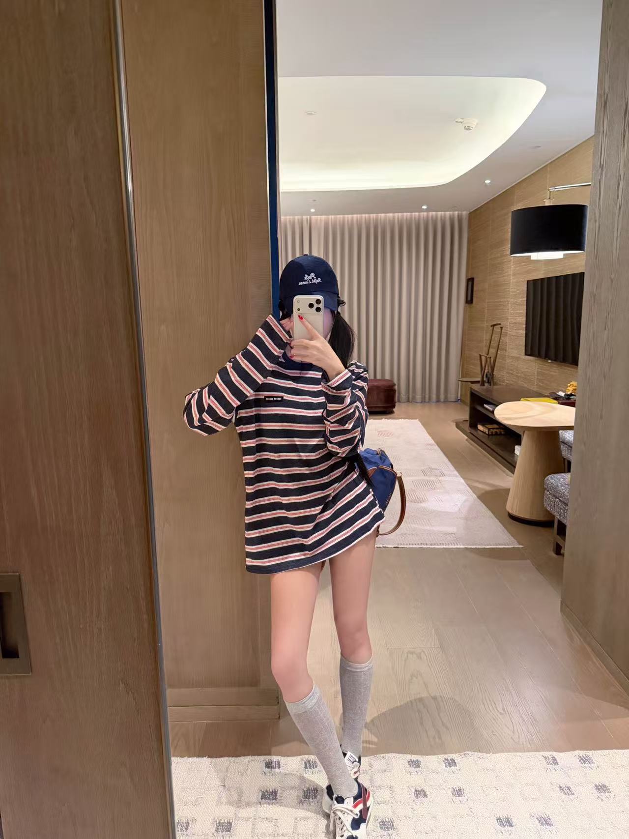 M1UM1U ストライプ ロングスリーブ Tシャツ【50％割引+送料無料】