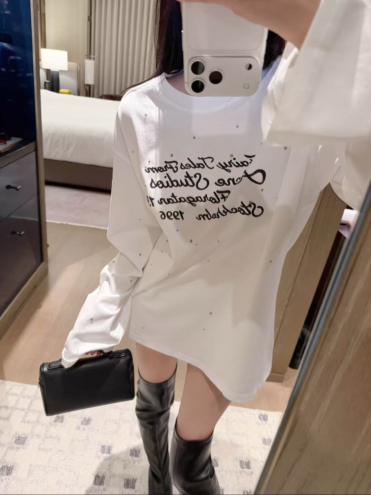 Acne studiosレター長袖Tシャツ【50％割引+送料無料】