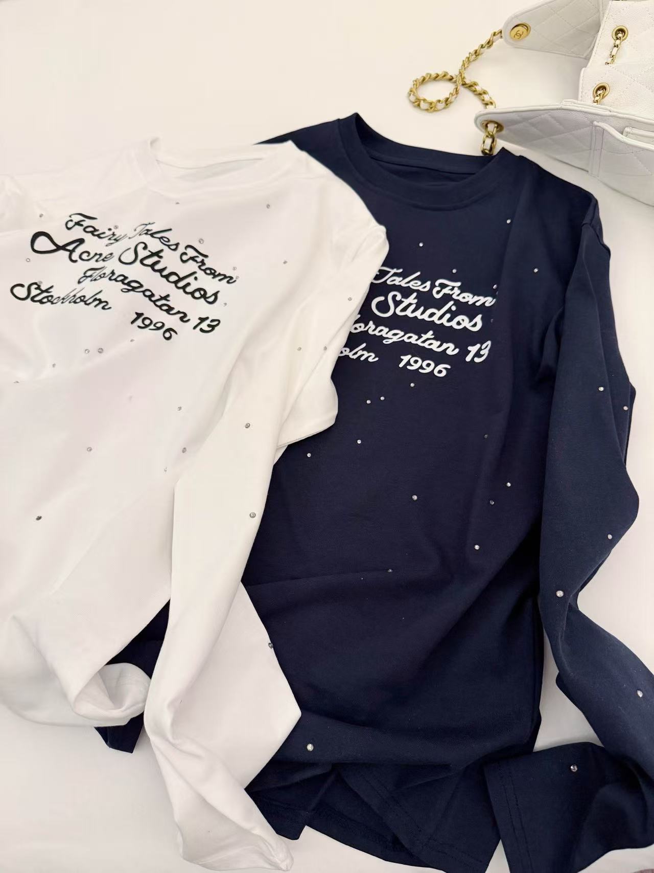 Acne studiosレター長袖Tシャツ【50％割引+送料無料】