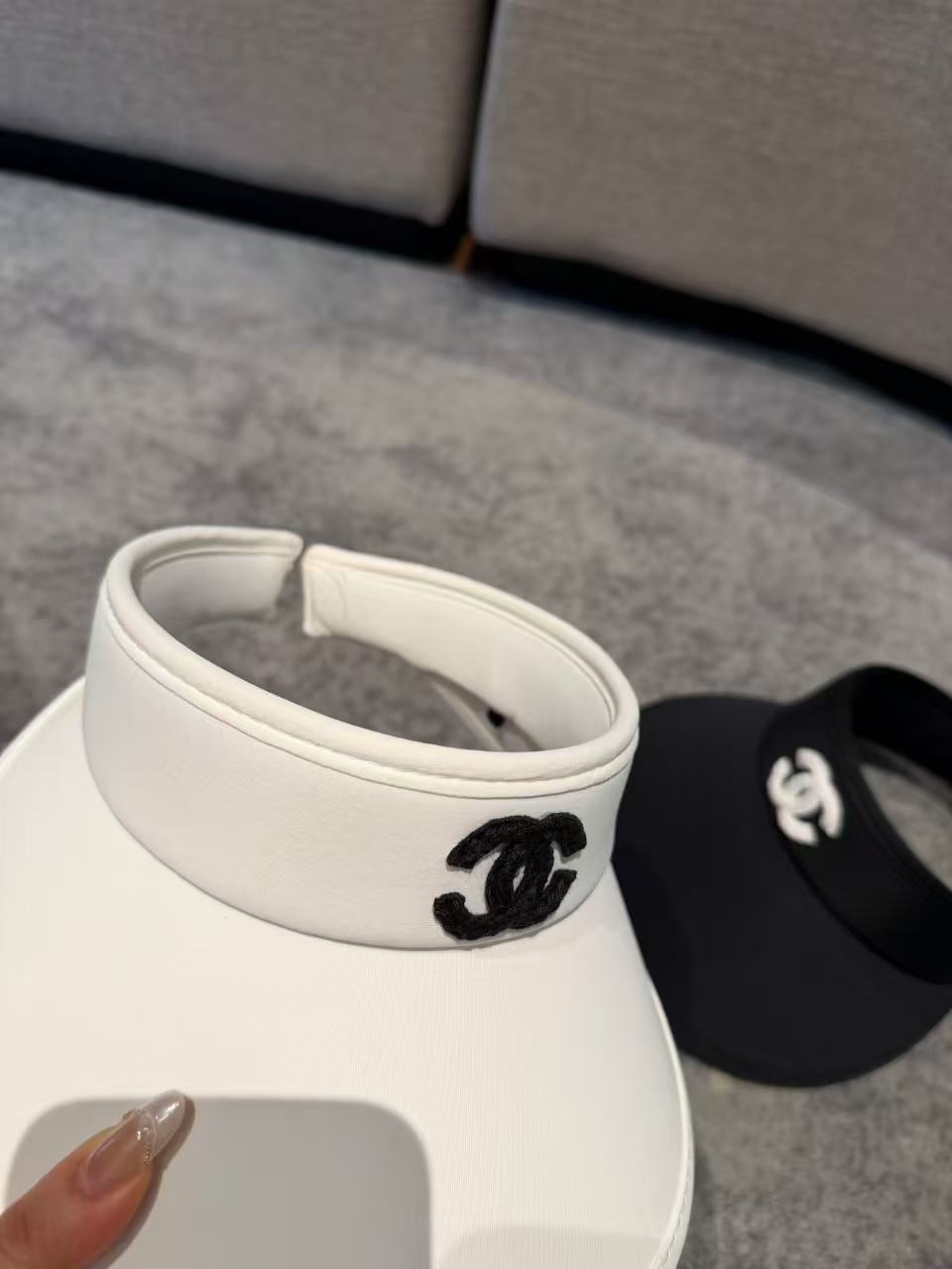 CHANE1 ダブルCバイザーキャップ【50%割引+送料無料】