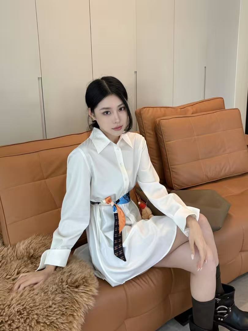 CL1NE スカーフ付き高品質ドレス【50％割引+送料無料】