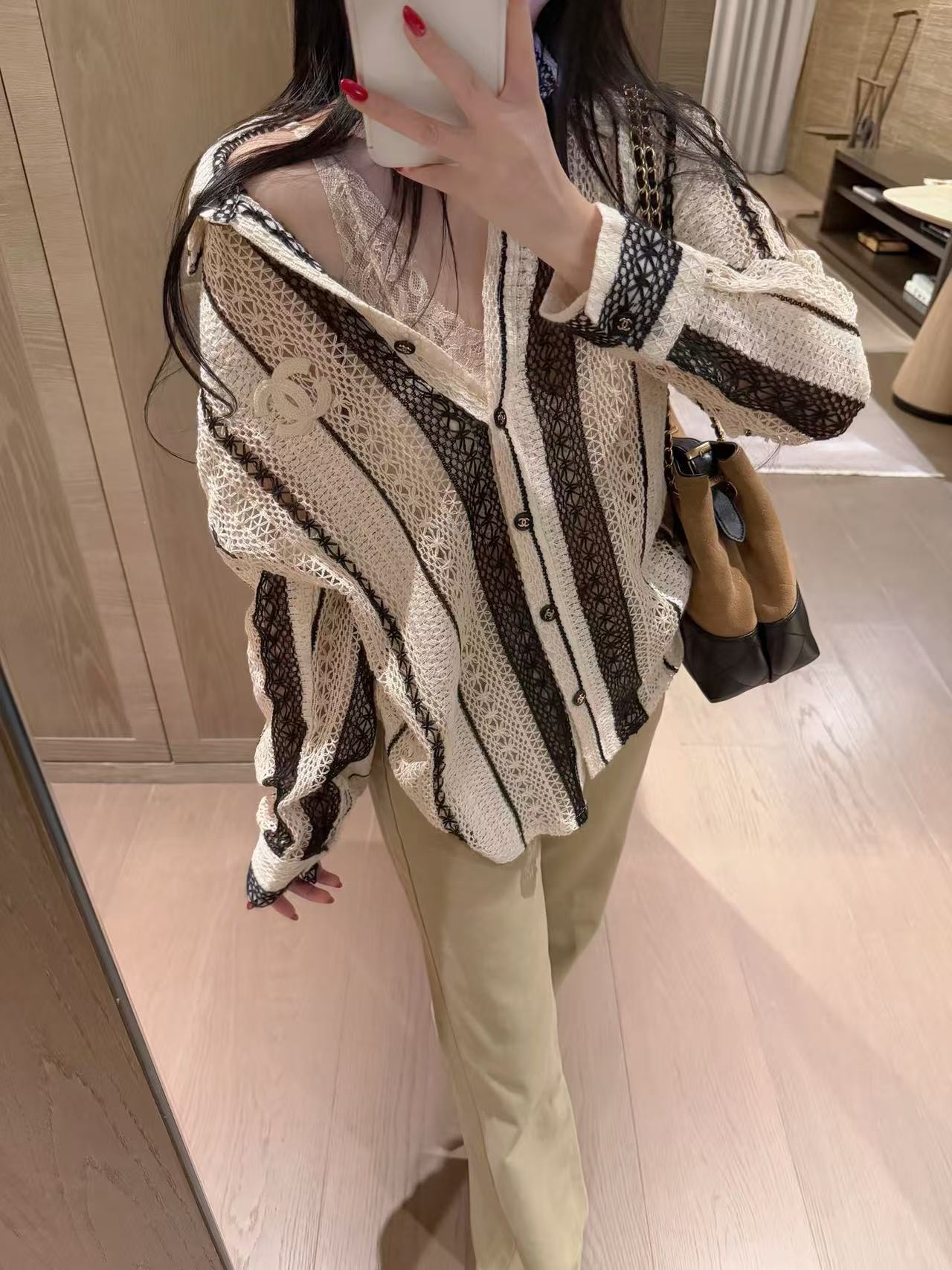 CHANE1 ダブルC レースブラウス【50％割引+送料無料】