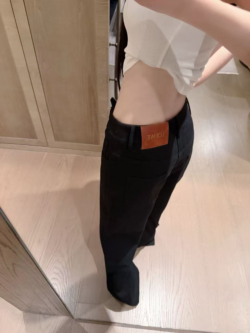 L0WEW 刺繍ジーンズ【50％割引+送料無料】