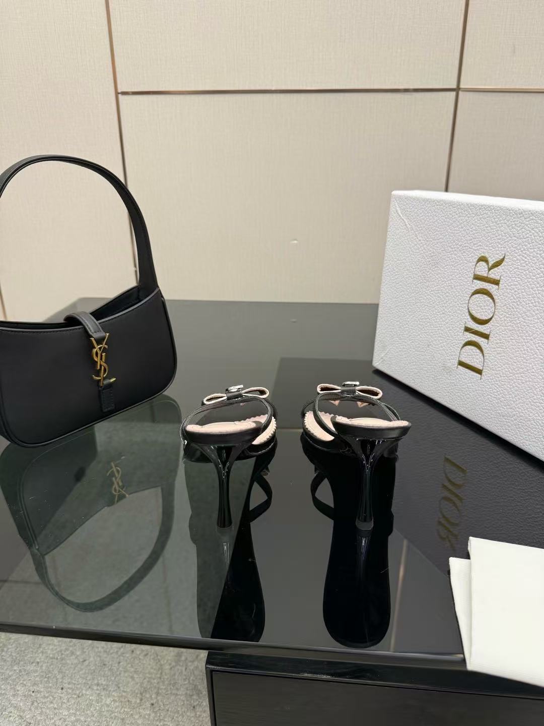 DIOR 高品質ボウタイ ラムスキン ハイヒール【50％割引+送料無料】