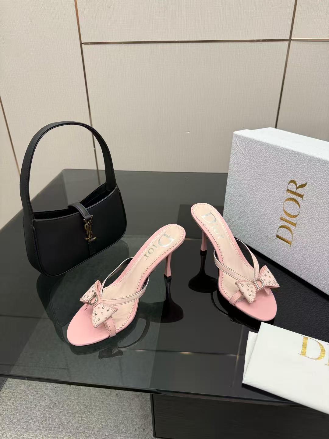 DIOR 高品質ボウタイ ラムスキン ハイヒール【50％割引+送料無料】